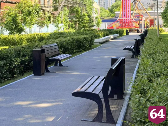 Глава Саратова потребовал избавить набережную от хаотичных стоянок самокатов